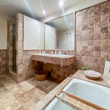 Appartement Luxury Ground Floor With Facilities