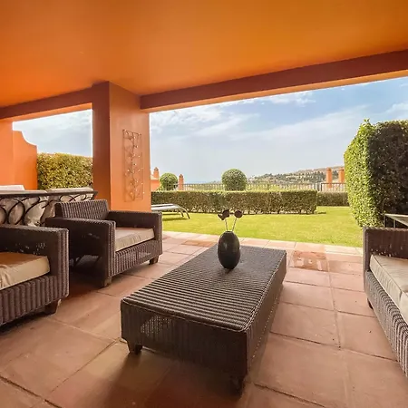 Luxury Ground Floor With Facilities Estepona