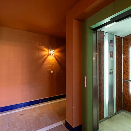 Luxury Ground Floor With Facilities Appartement *