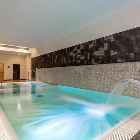 Appartement Luxury Ground Floor With Facilities *